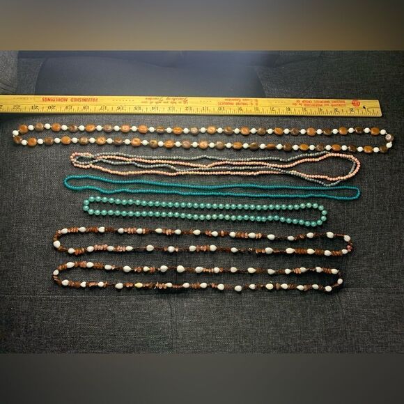 Beaded necklace bundle - Picture 1 of 3